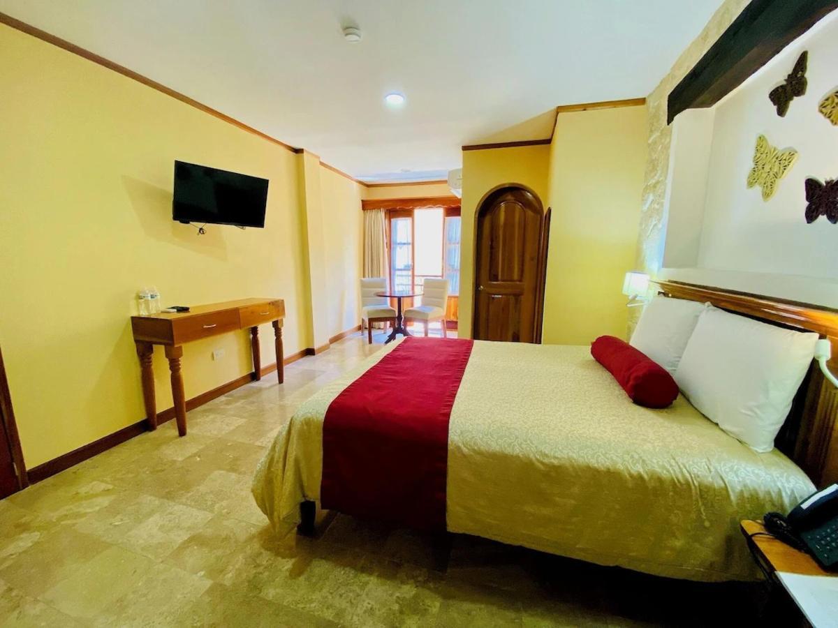 Cancun International Suites Esterno foto